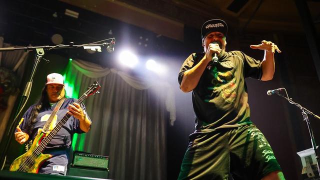 Infectious Grooves play the UC Theatre 